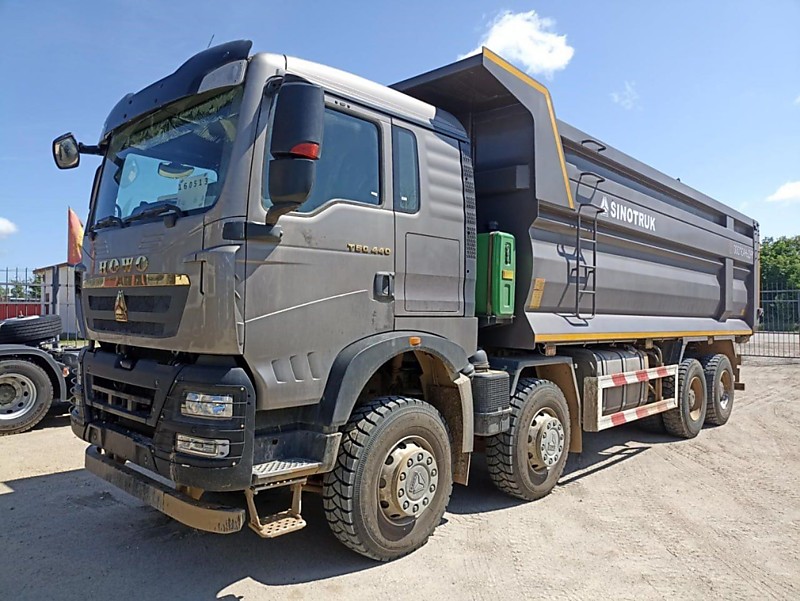 Самосвал 30 кубов